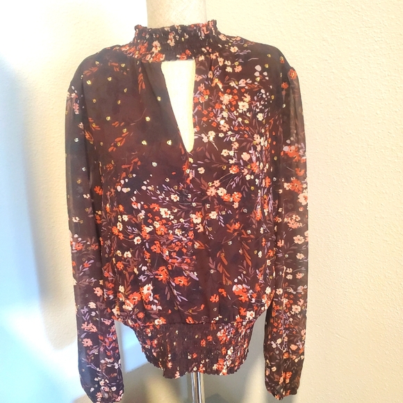 nine britton Tops - NWT Nine Britton Floral blouse Size L